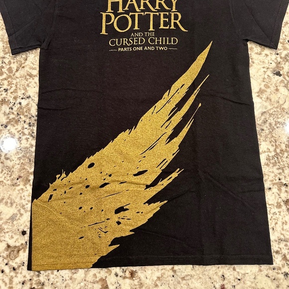 Harry Potter and The Cursed Child Parts One and Two T-Shirt Size Small - Picture 3 of 6